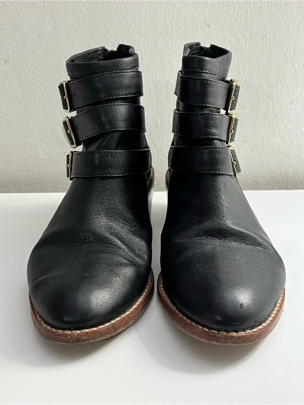 Loeffler Randall stunning rare